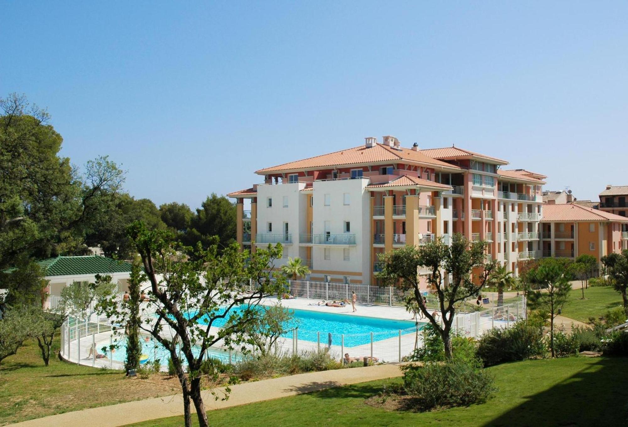 Vacanceole - Les Calanques Du Parc Frejus Ngoại thất bức ảnh